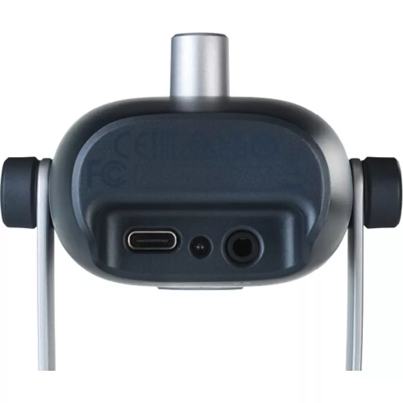 AKG Ara