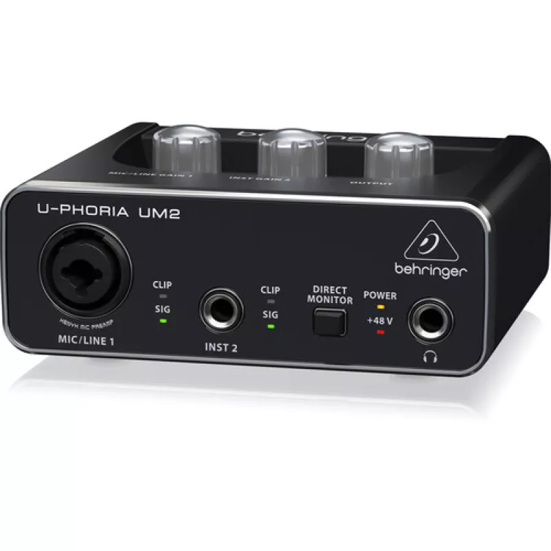 Behringer U-Phoria UM2