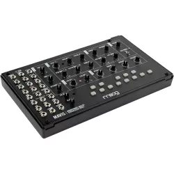 سینتیسایزر Moog Mavis