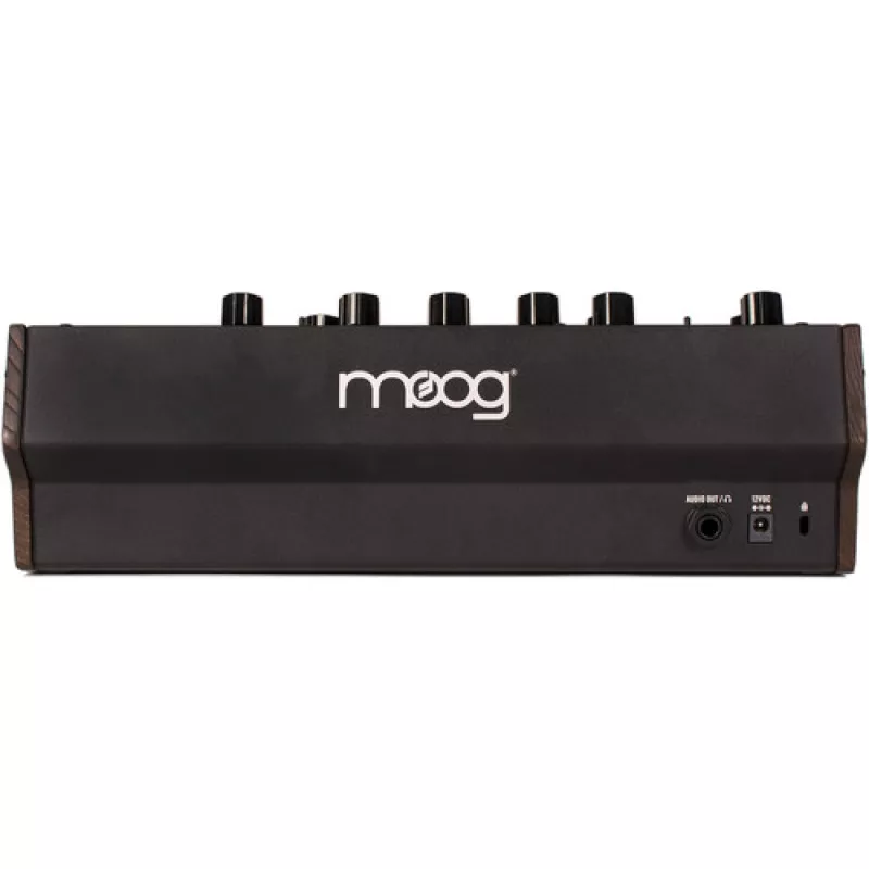 Moog Mother-32