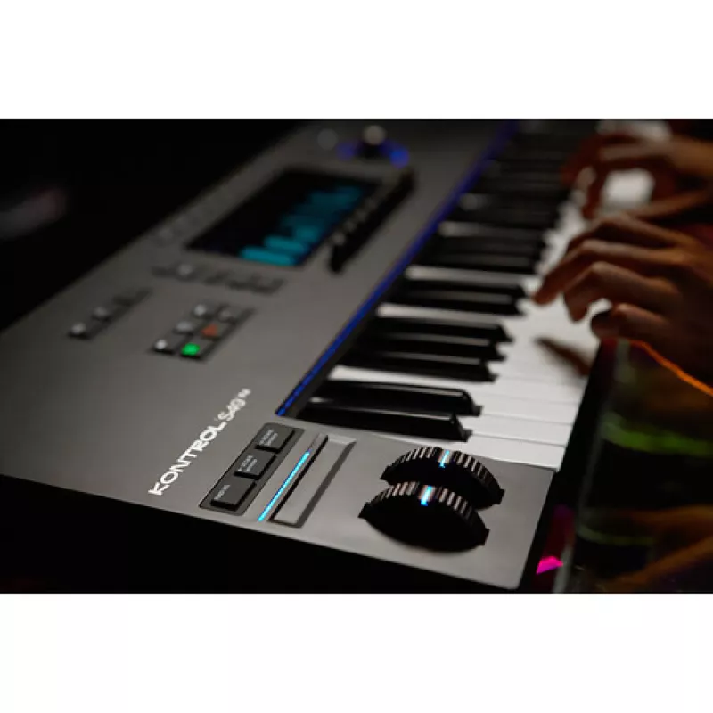 Native Instruments Komplete Kontrol S49 MK3