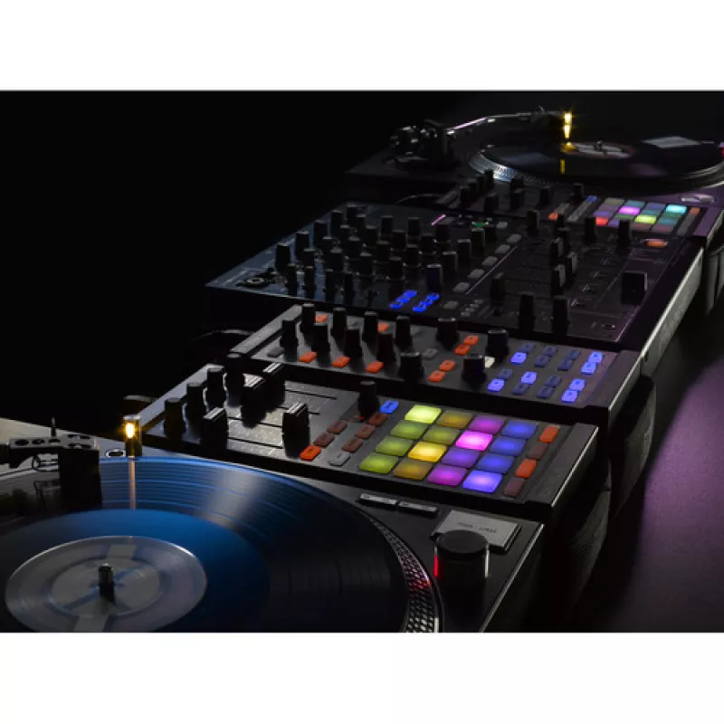 Native Instruments Traktor Kontrol F1
